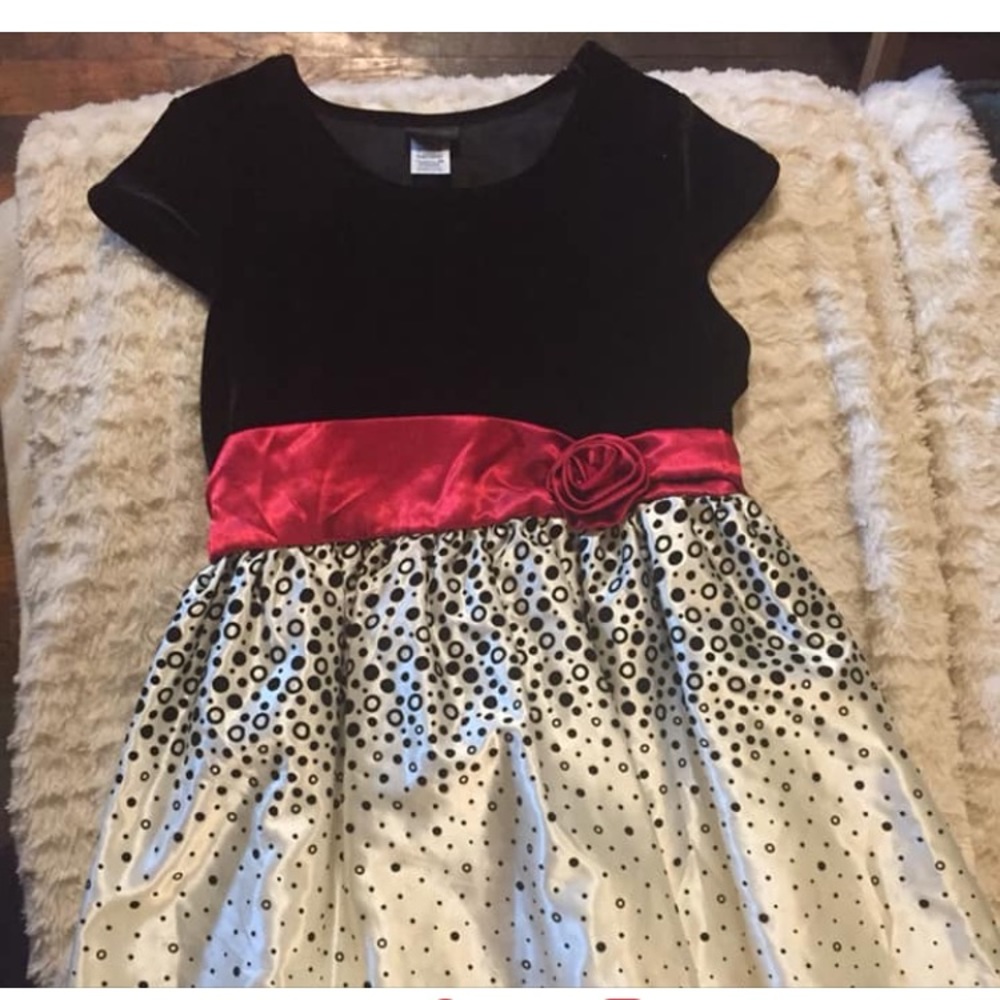 Girls holiday dress